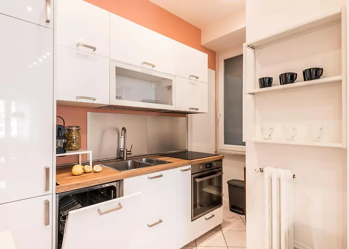 Apartamento The Rent - Bright Three-bedroom Along The Tiber River Roma