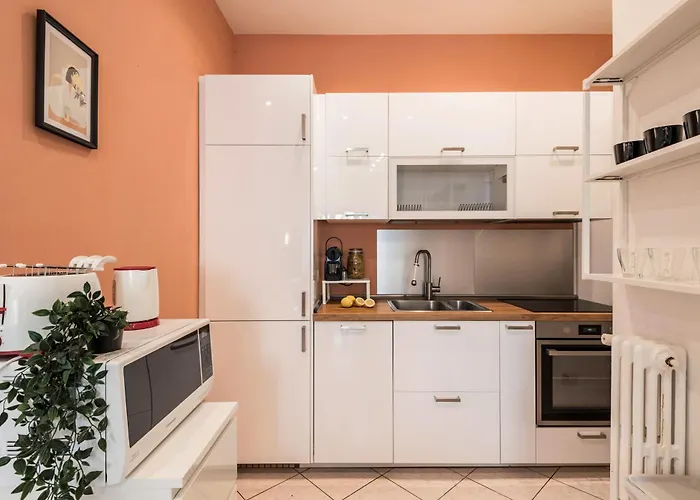 The Rent - Bright Three-bedroom Along The Tiber River Roma