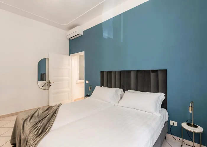 The Rent - Bright Three-bedroom Along The Tiber River * Roma