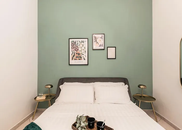 The Rent - Bright Three-bedroom Along The Tiber River Apartamento Roma