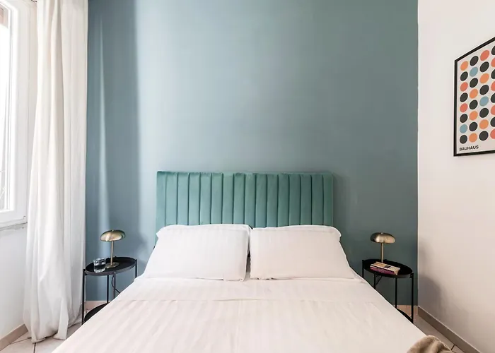 Apartamento The Rent - Bright Three-bedroom Along The Tiber River Roma